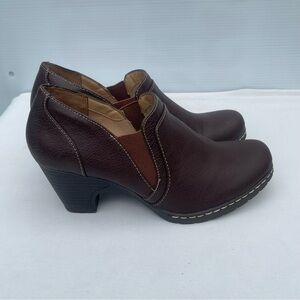 Women’s Croft and barrow ankle boots